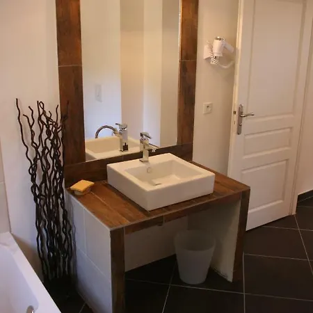 Villas Les Dames Blanches Villa *